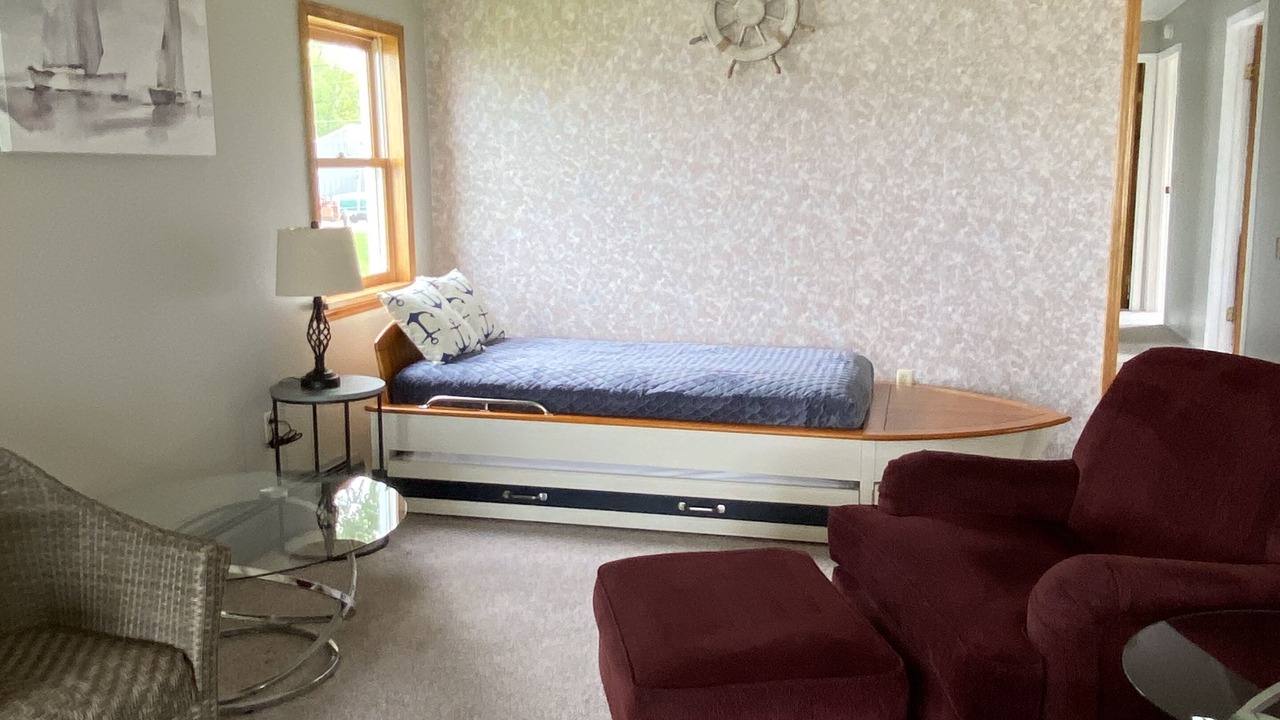 Photo of Livingroom in Dexter