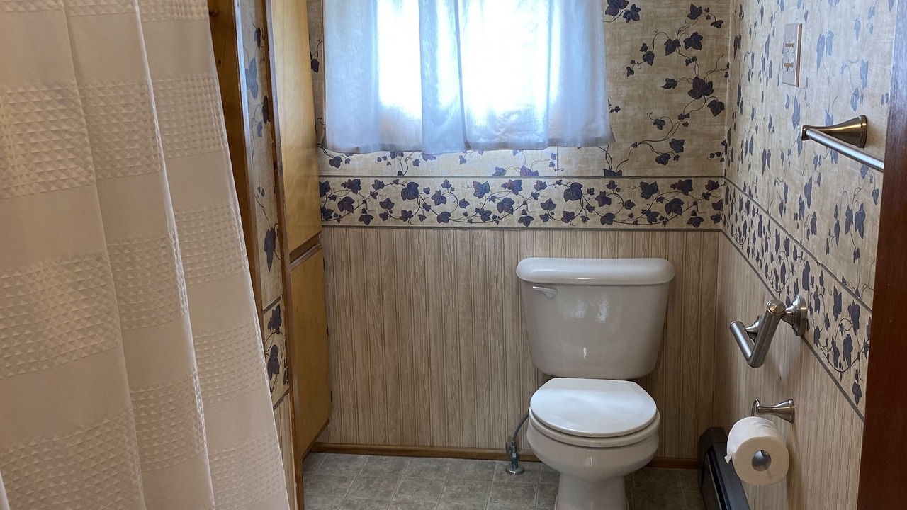 Photo of Bathroom in Dexter