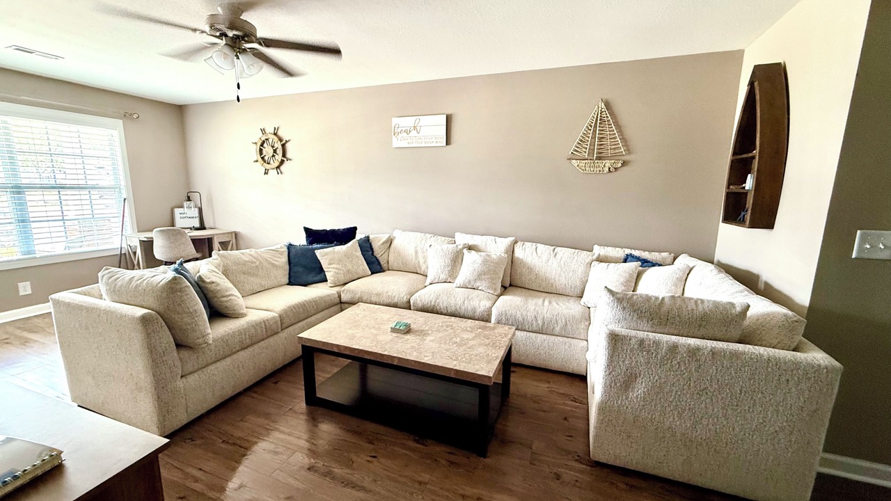 Photo of Livingroom in Clarksville