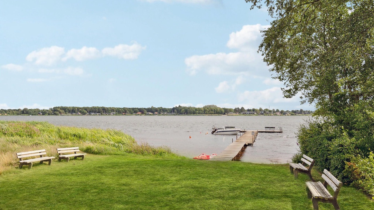 Photo of Others in Sunds