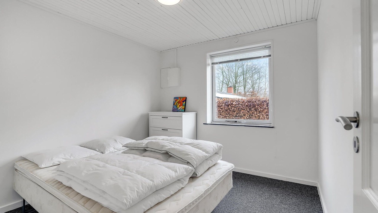 Photo of Others in Sunds