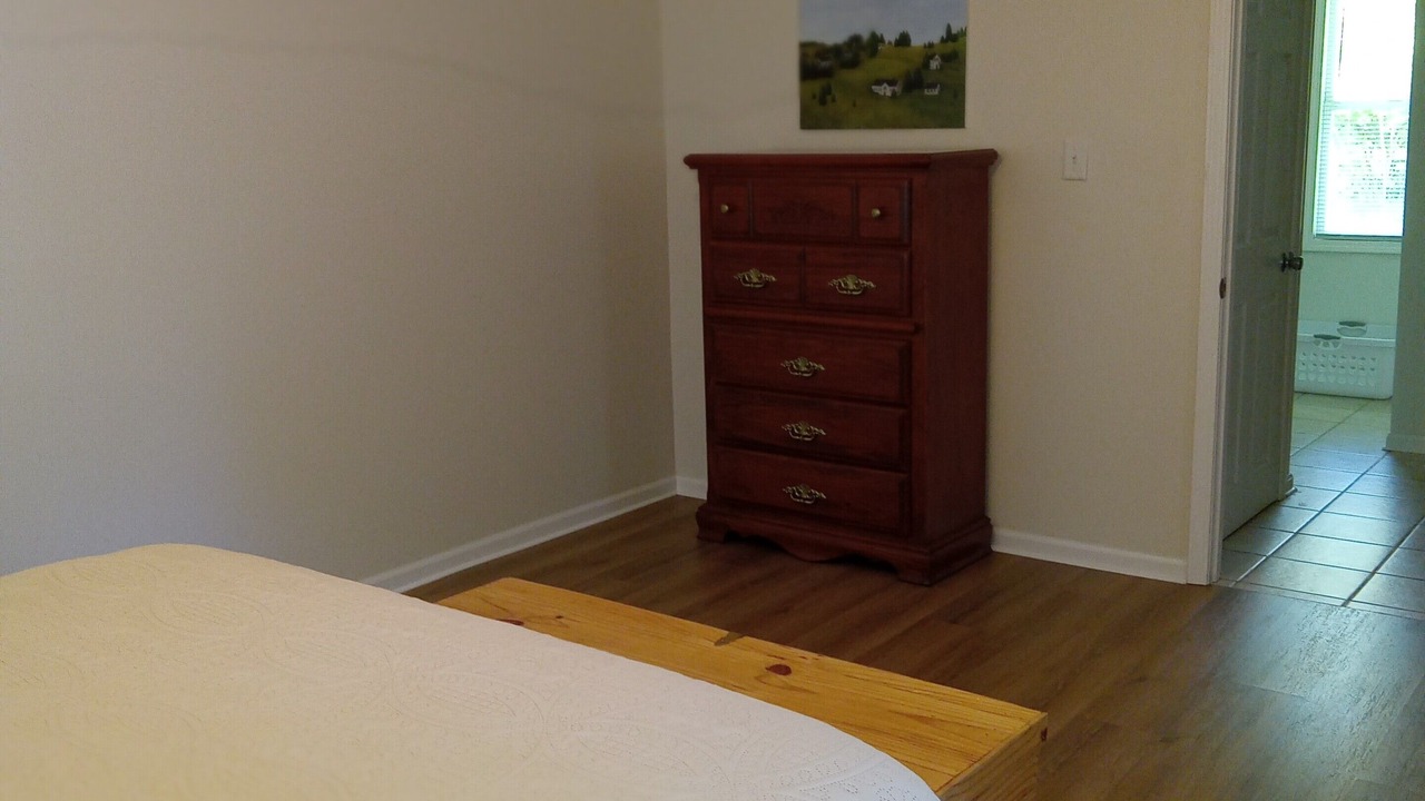Photo of Bedroom in Flint