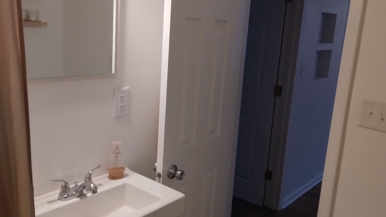 Photo of Bathroom in Flint