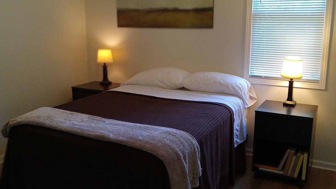 Photo of Bedroom in Flint