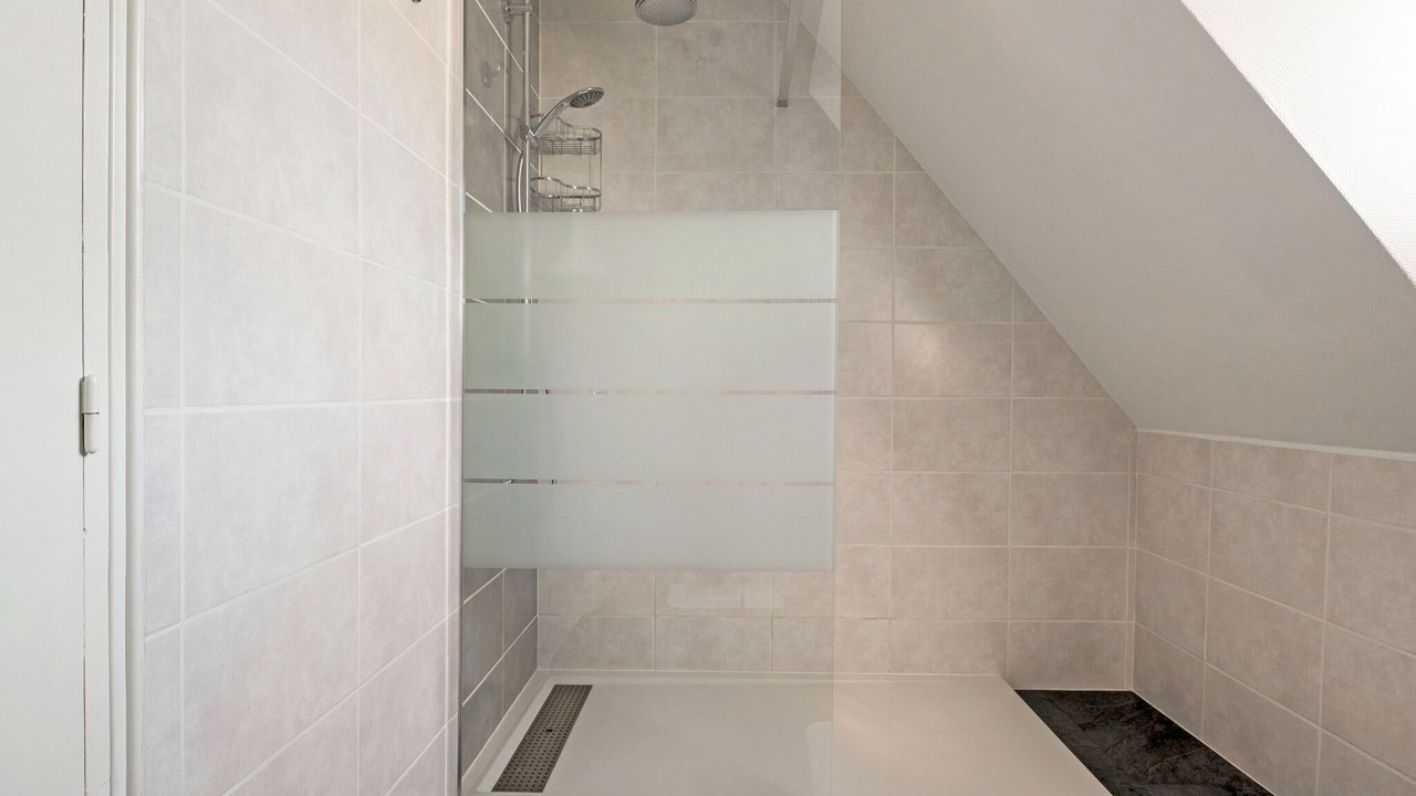 Photo of Bathroom in Logonna-Daoulas