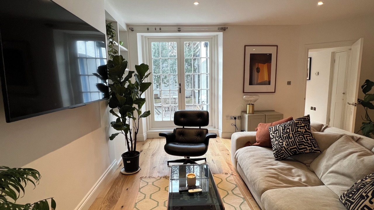 Photo of Livingroom in Colville