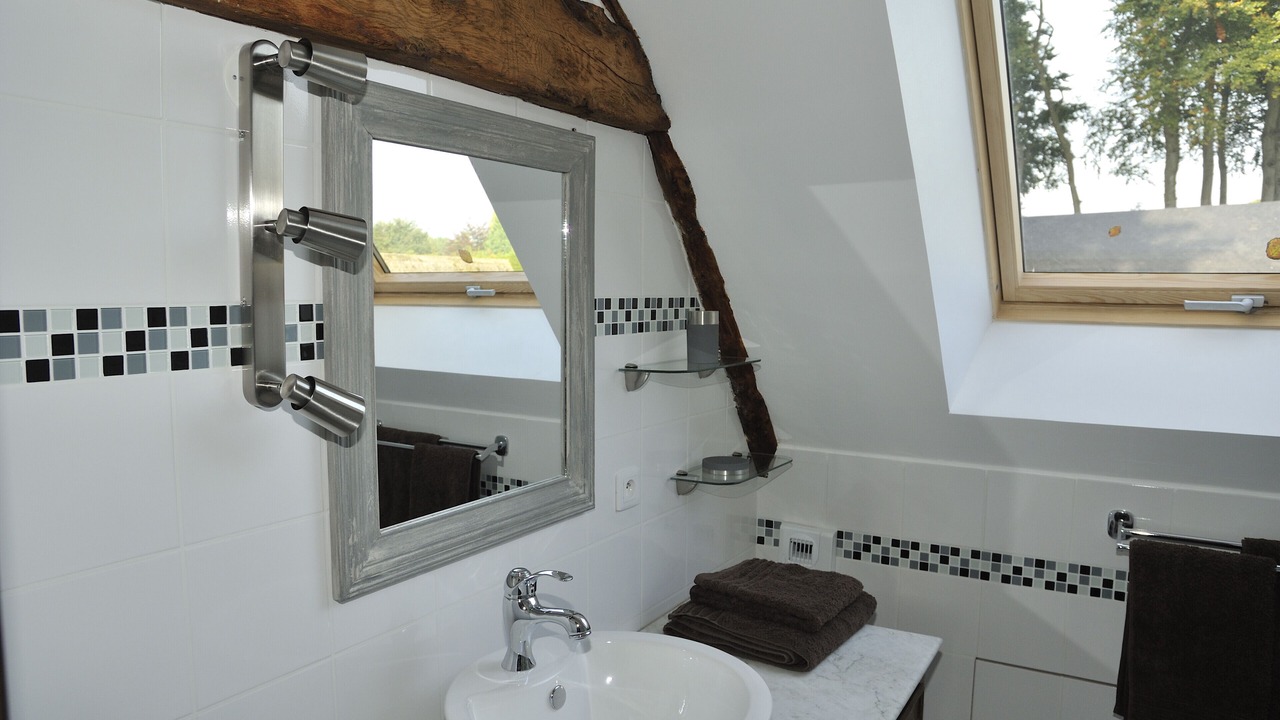 Photo of Bathroom in Houdetot