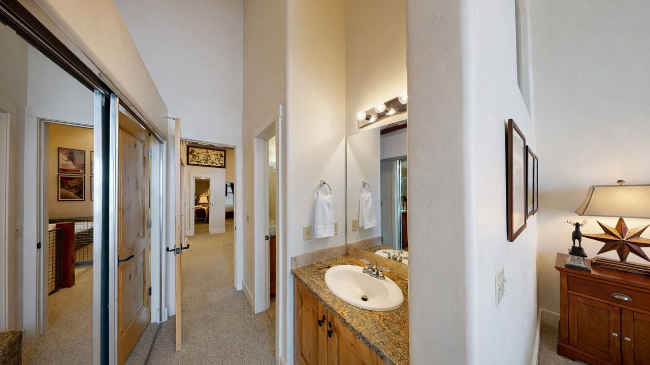 Photo of Bathroom in Kimball Junction