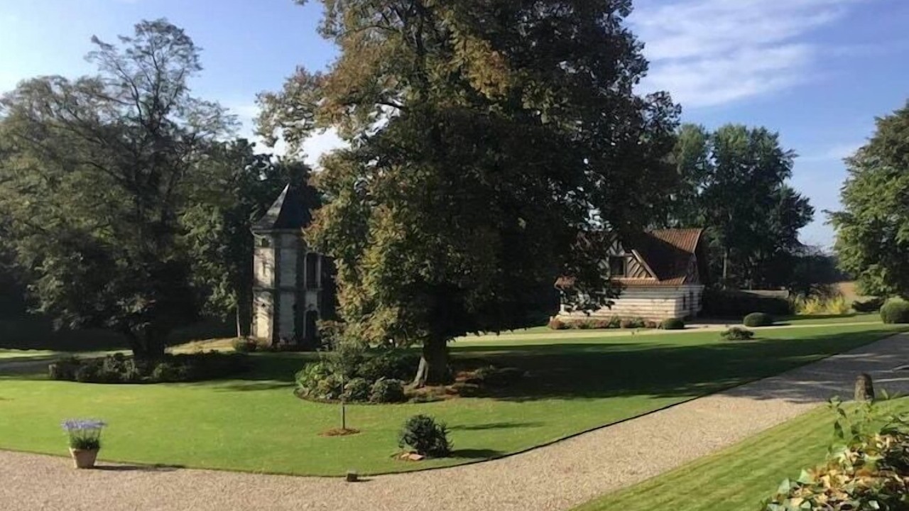 Photo of Others in Fransu