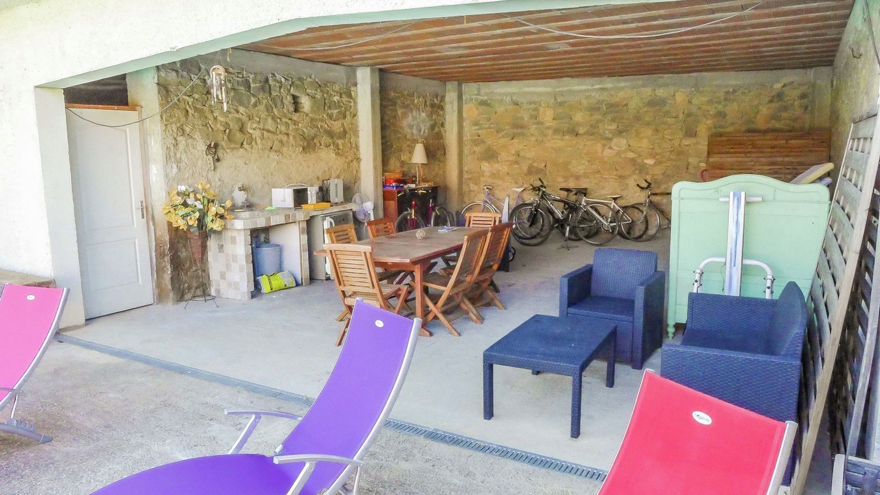 Photo of Patio Balcony in Talairan