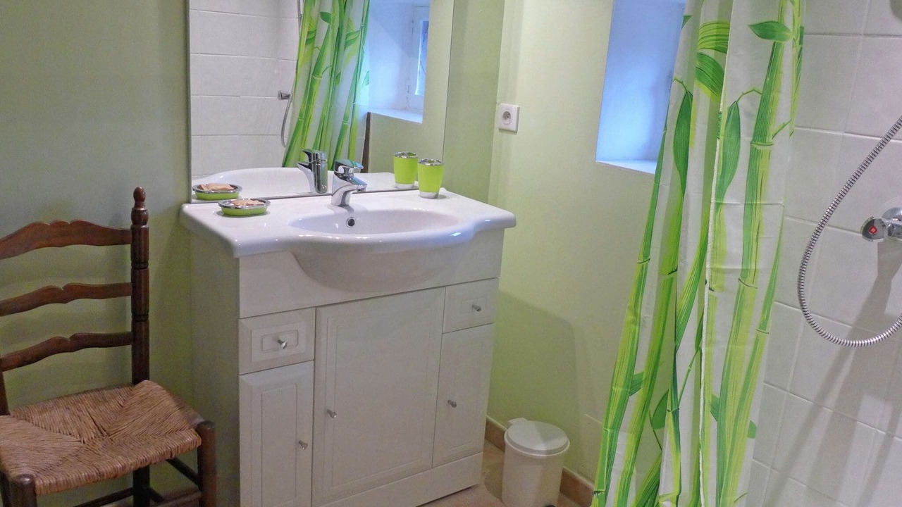 Photo of Bathroom in Montbrun-des-Corbieres