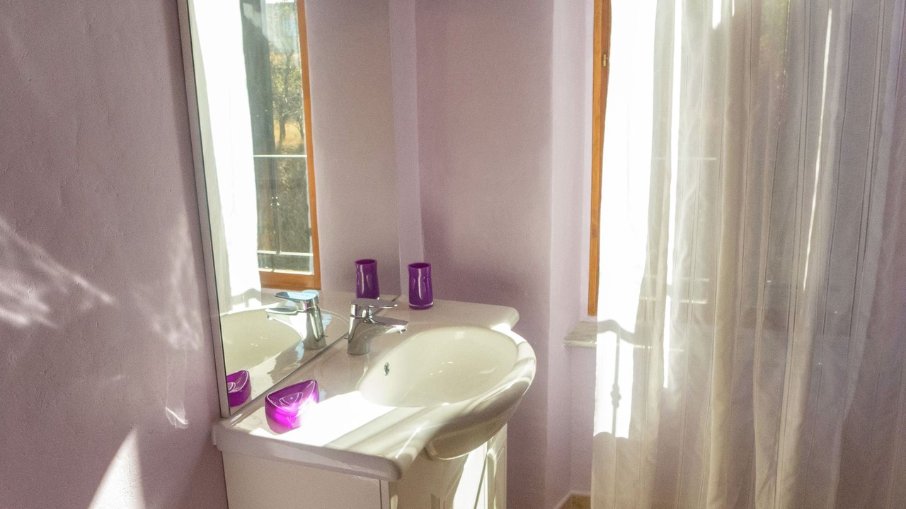 Photo of Bathroom in Montbrun-des-Corbieres