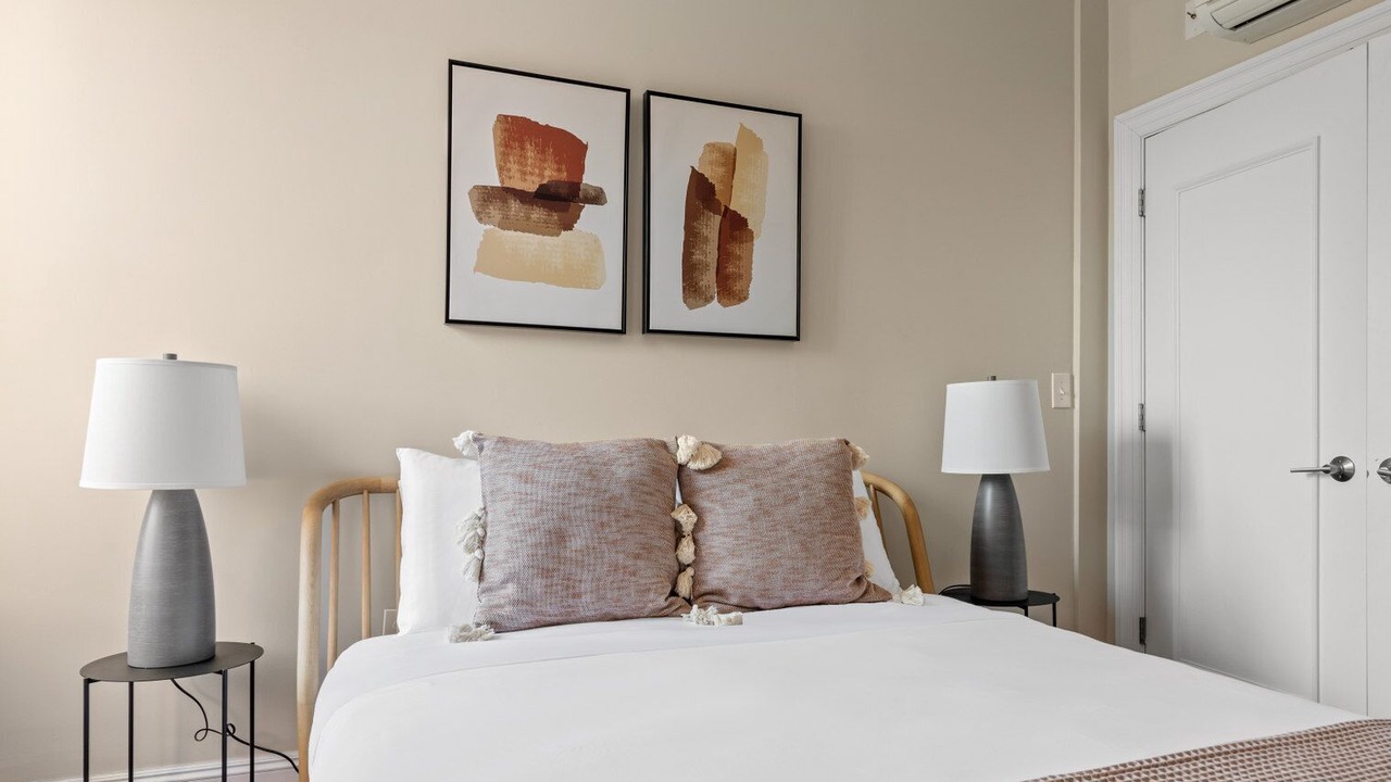 Photo of Bedroom in East Somerville