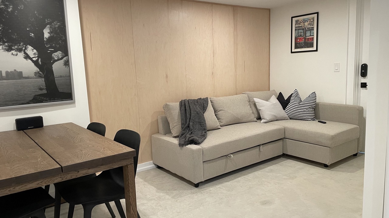 Photo of Livingroom in Bickford Park