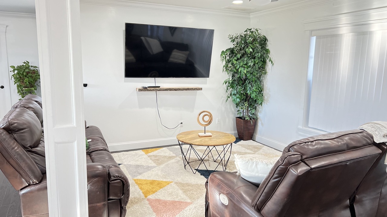 Photo of Livingroom in Wallkill