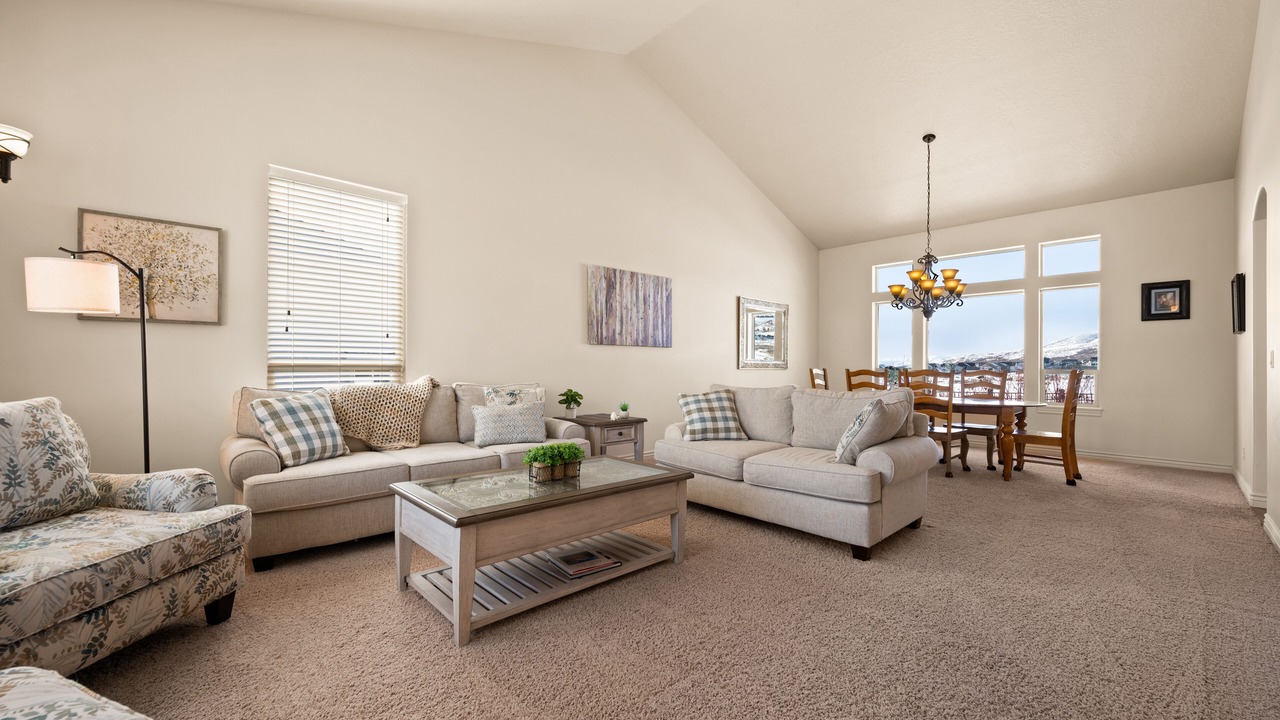 Photo of Livingroom in Highland