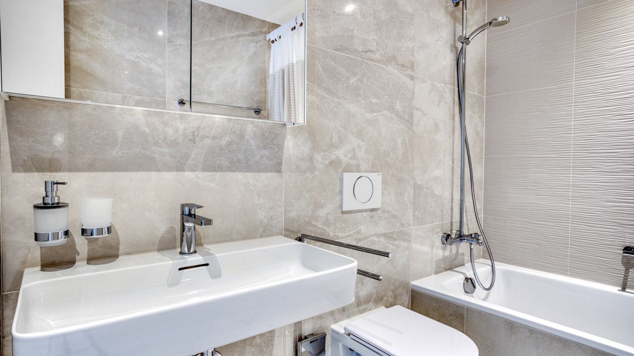 Photo of Bathroom in Sihlfeld
