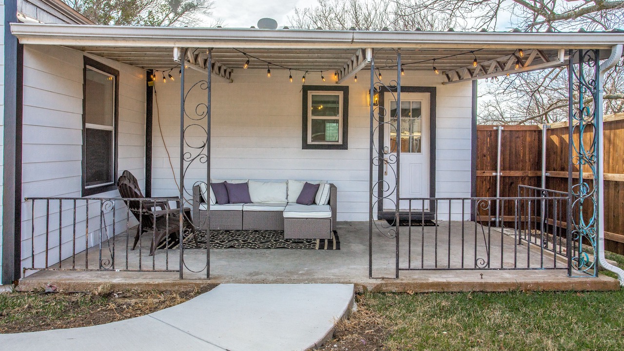 Photo of Patio Balcony in Fort Worth