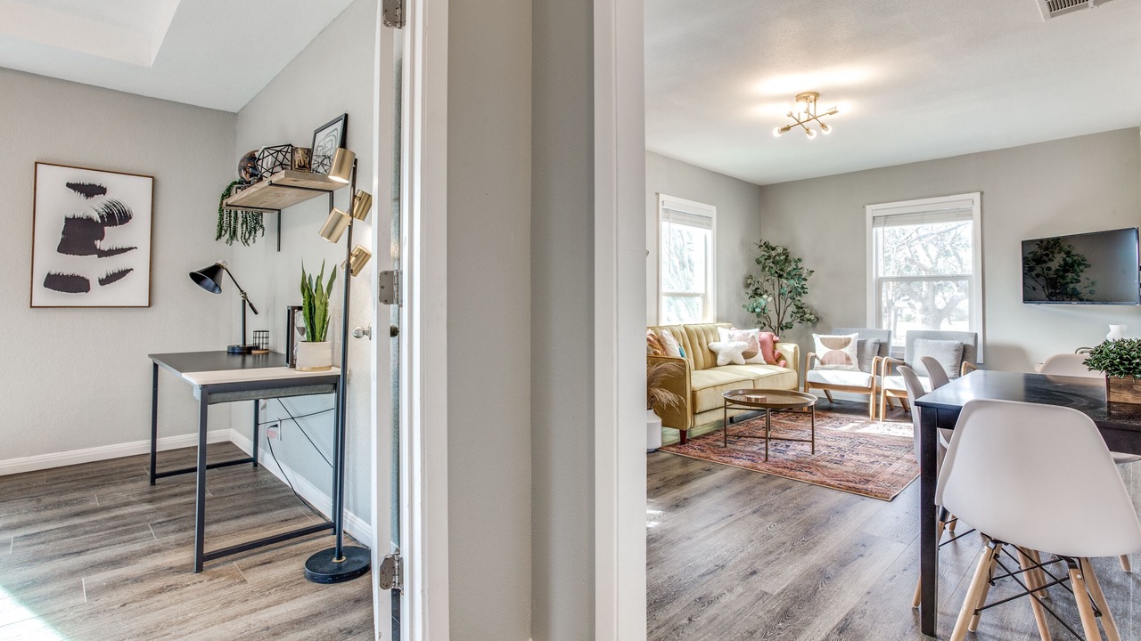 Photo of Livingroom in Fort Worth