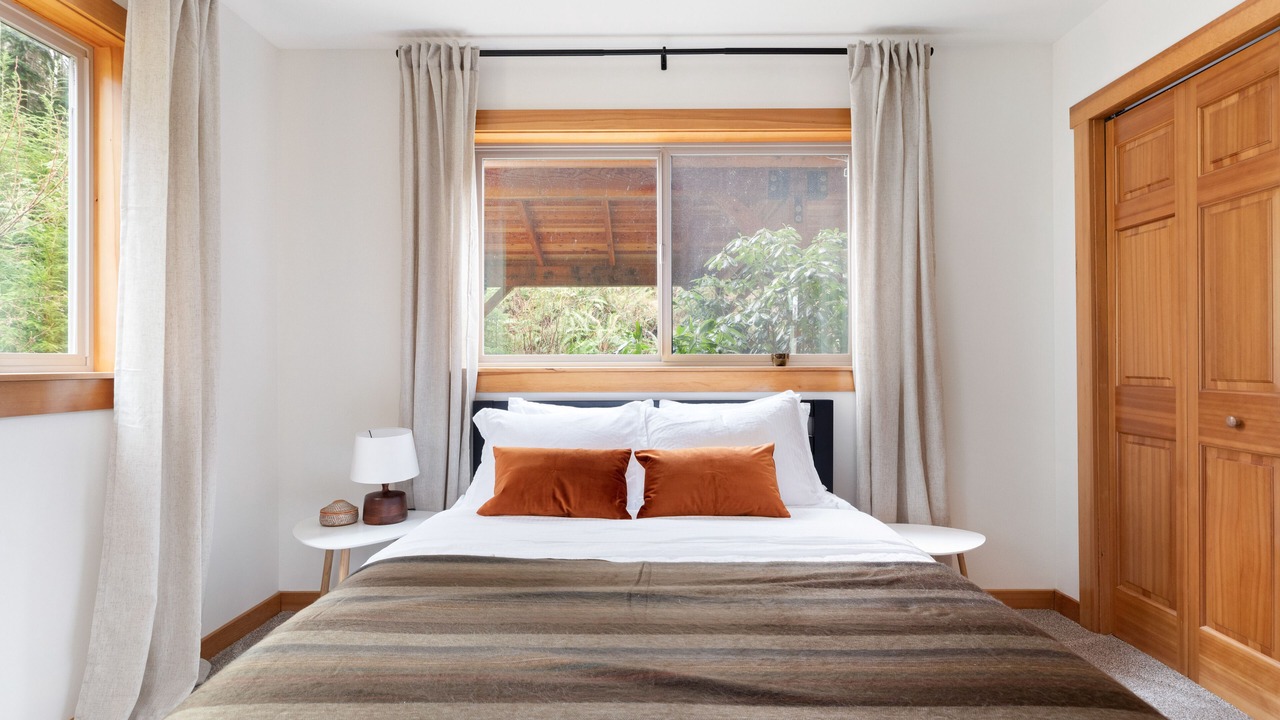 Photo of Bedroom in Langley