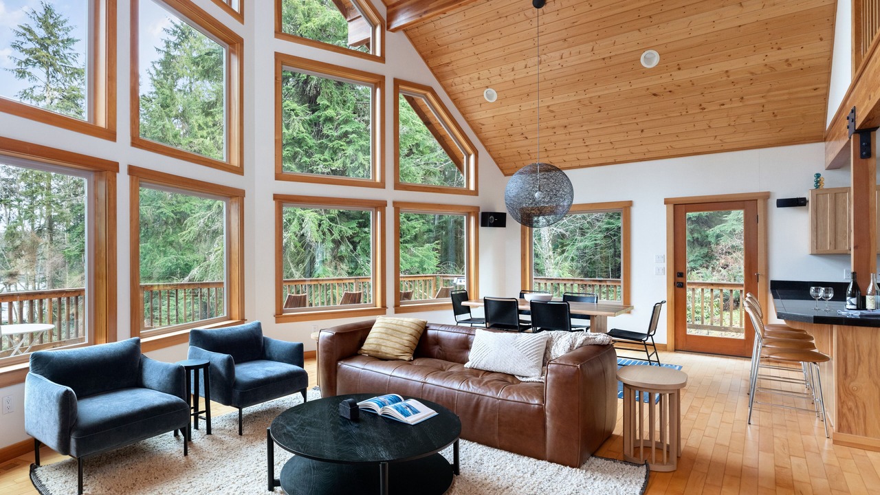 Photo of Bedroom in Langley