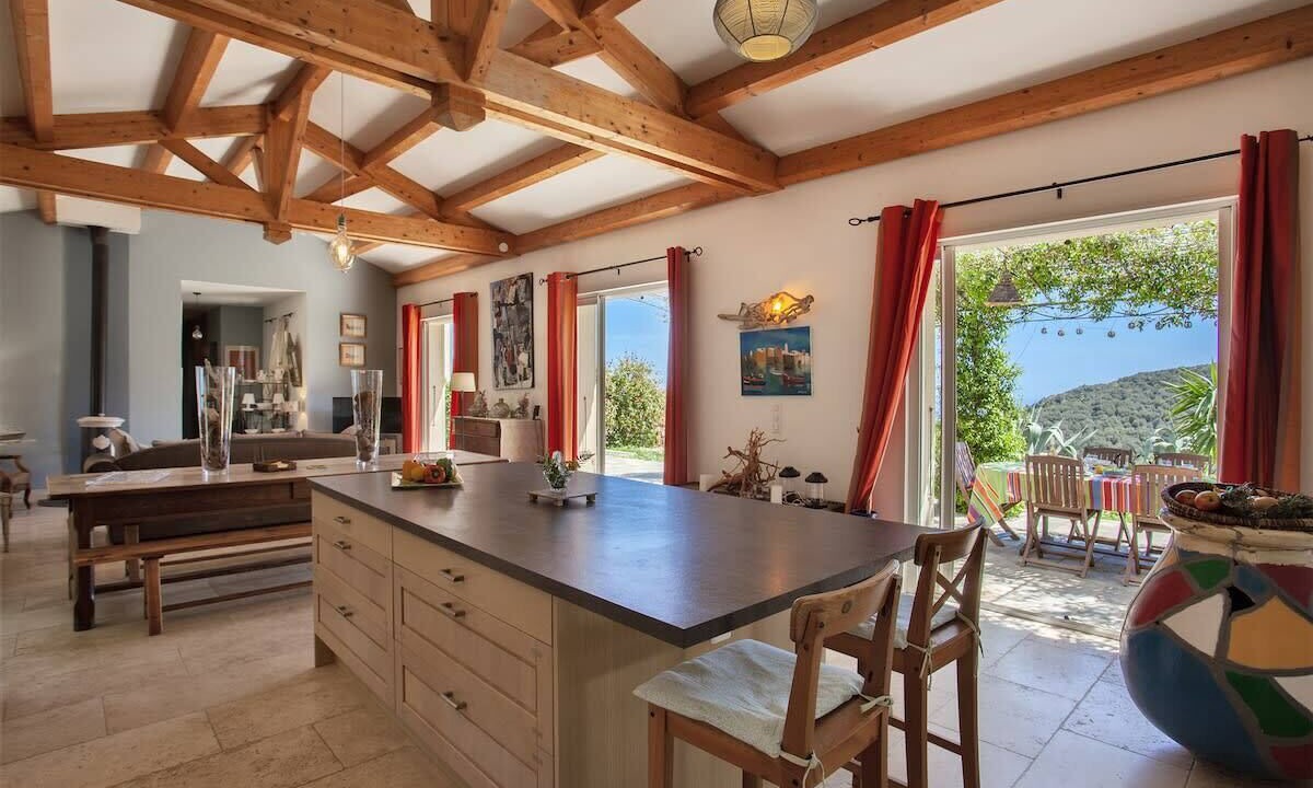 Photo of Others in Sisco