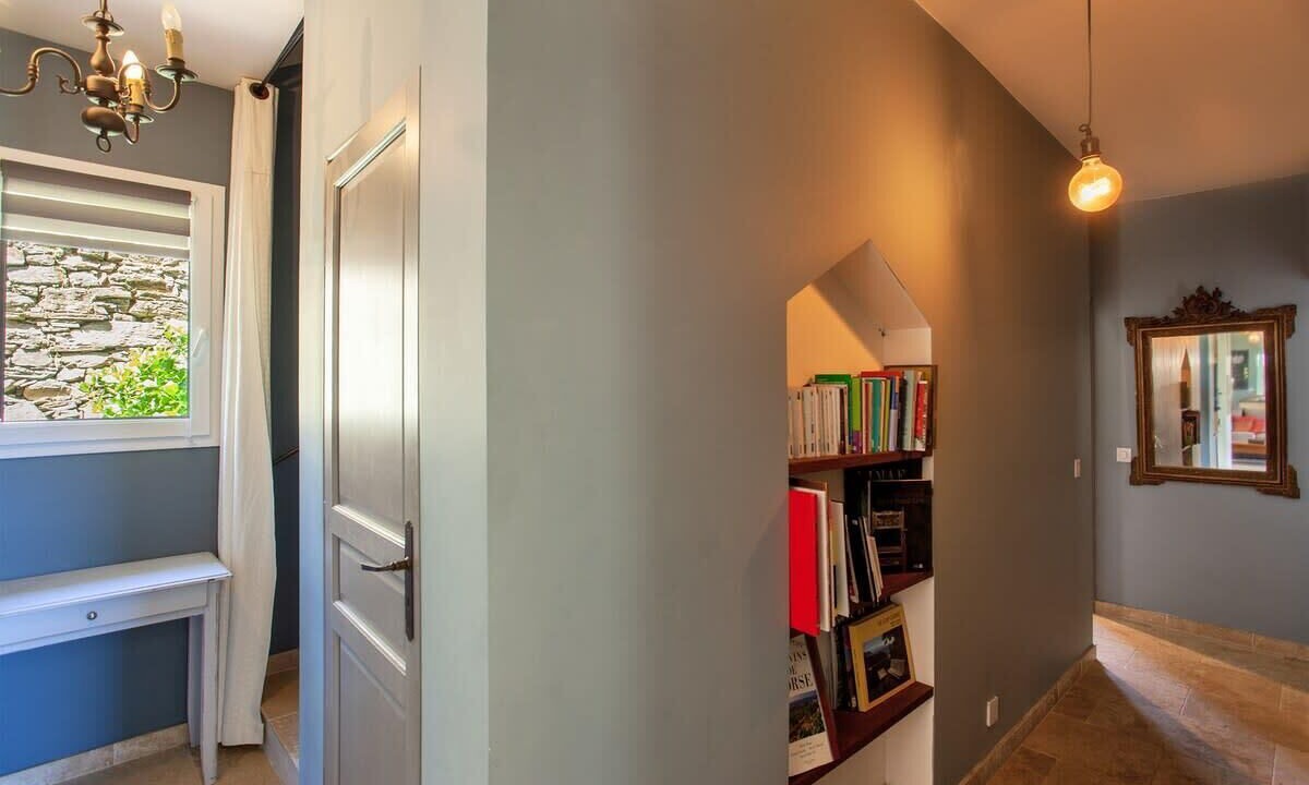 Photo of Others in Sisco