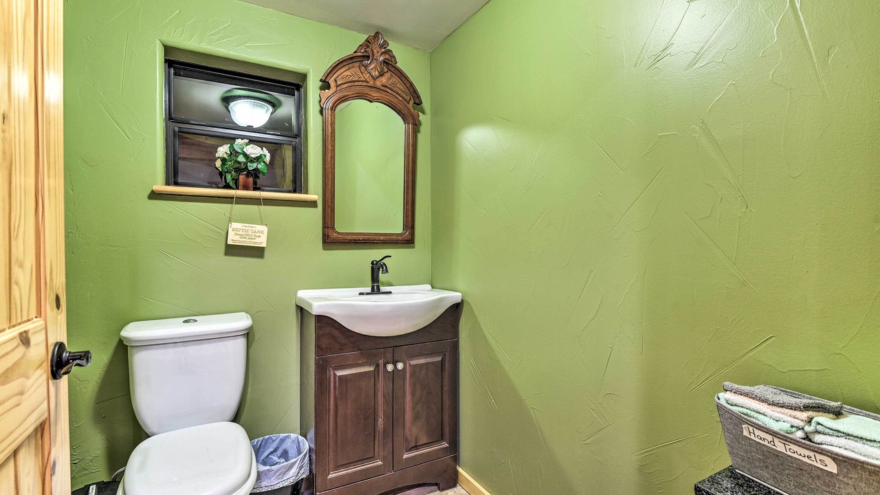 Photo of Bathroom in Forestburg