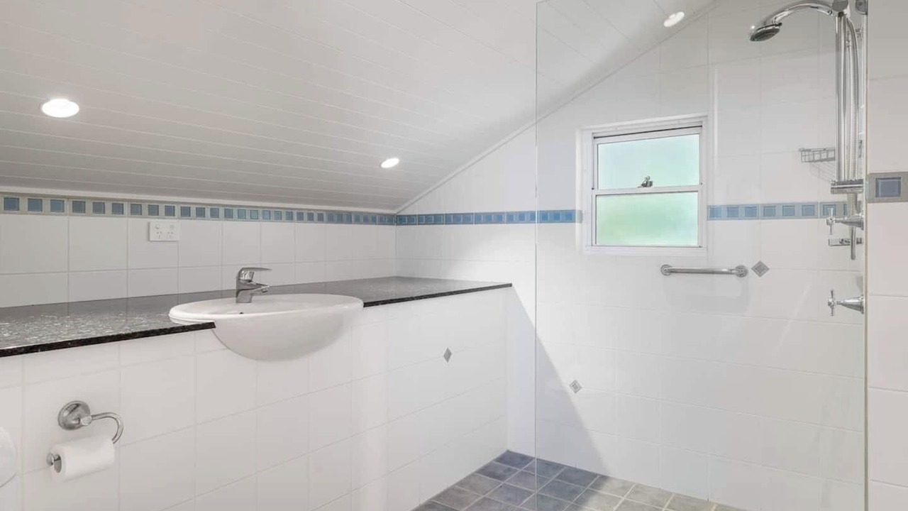 Photo of Others in Queenscliff