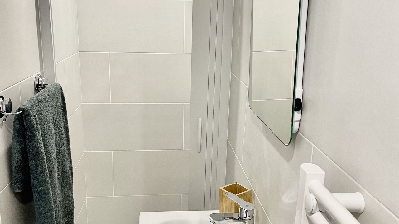 Photo of Bathroom in Chaville