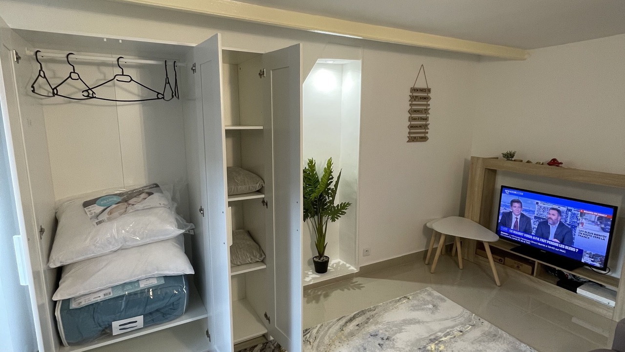 Photo of Bedroom in Chaville
