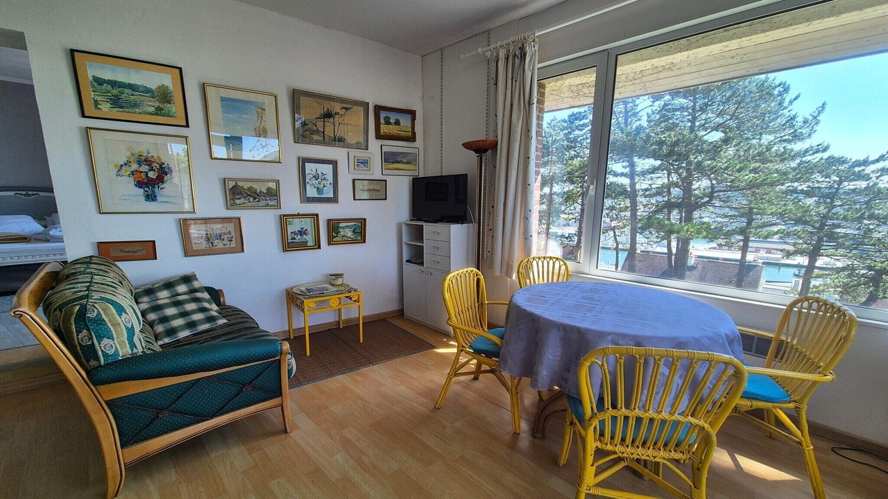 Photo of Livingroom in Fecamp
