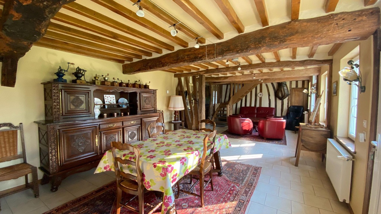 Photo of Livingroom in Crasville-la-Rocquefort
