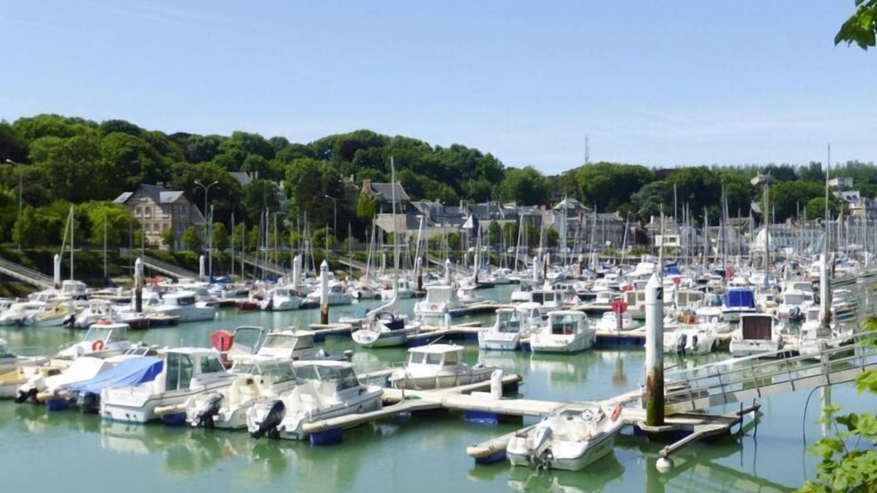 Photo of Others in Crasville-la-Rocquefort