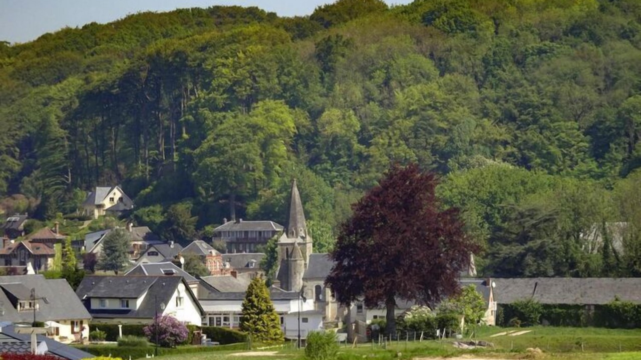 Photo of Others in Crasville-la-Rocquefort