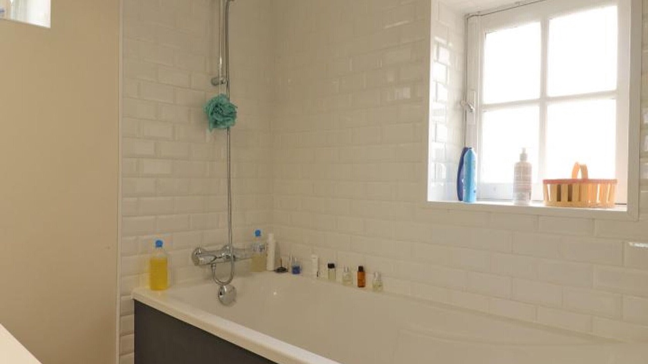 Photo of Bathroom in Neuvy-au-Houlme