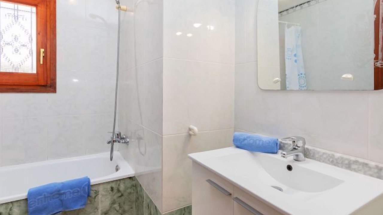 Photo of Bathroom in Calafat