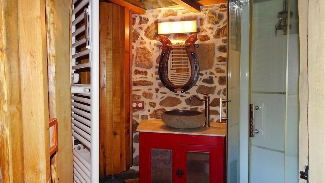 Photo of Bathroom in Gommenec'h