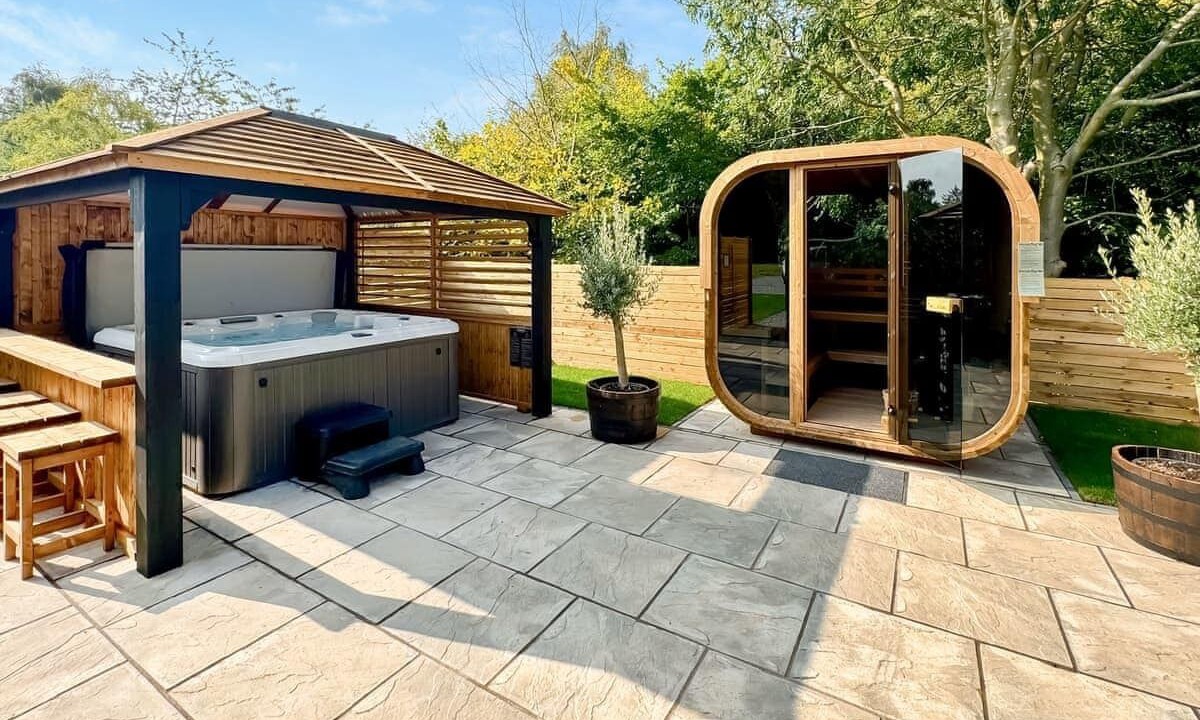 Photo of Others in Raywell