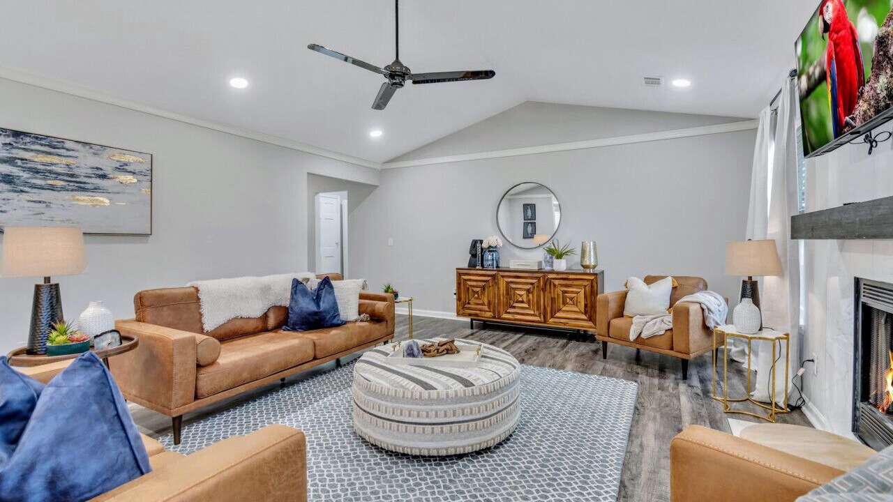 Photo of Livingroom in Hampton