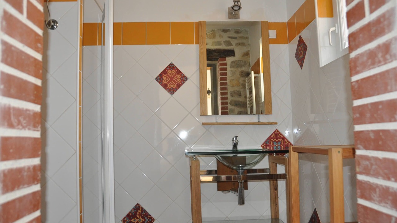 Photo of Bathroom in Saint-Sauveur-de-Cruzieres