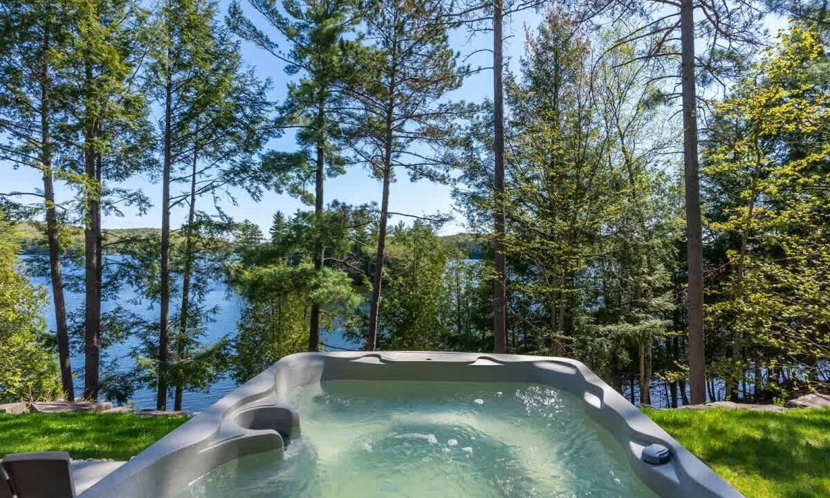 Photo of Others in Lake of Bays