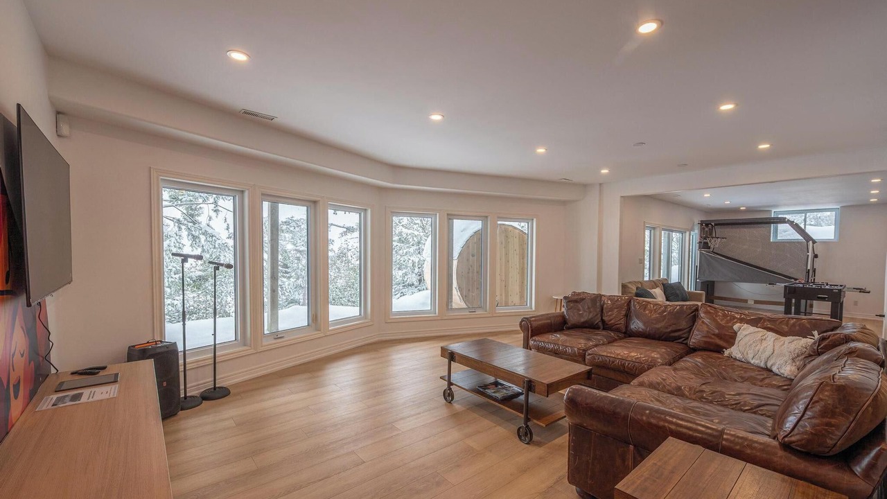 Photo of Bedroom in Lake of Bays