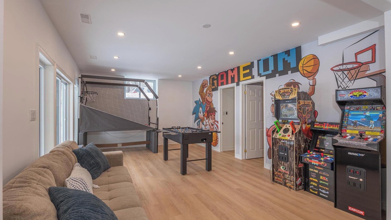 Photo of Bedroom in Lake of Bays