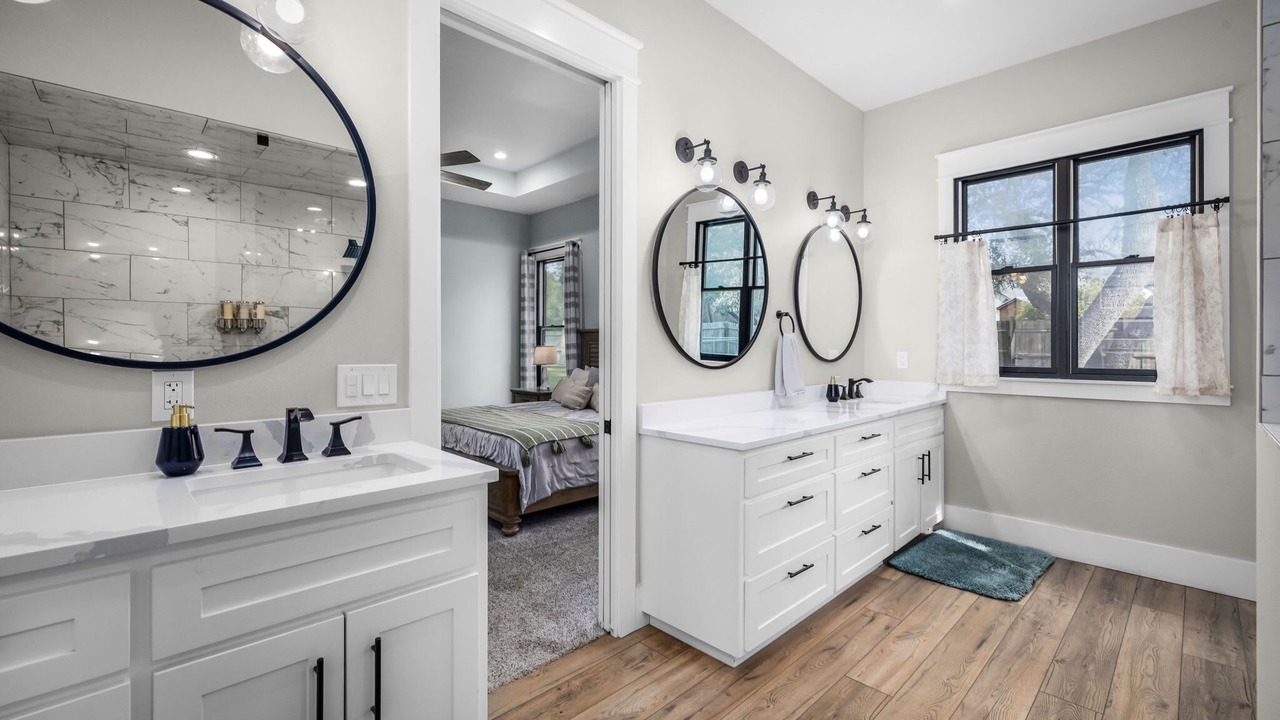 Photo of Bathroom in Kyle