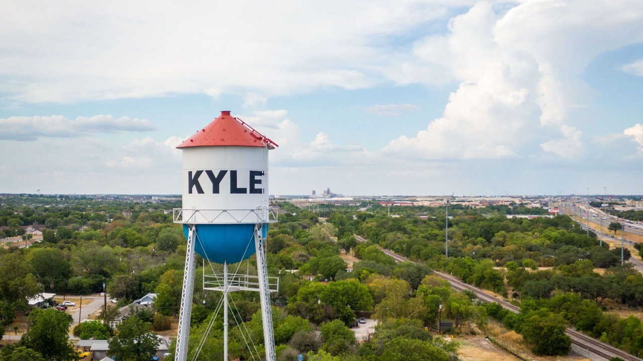 Photo of Others in Kyle