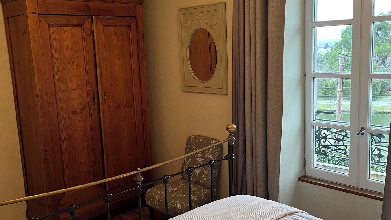 Photo of Bedroom in Marseillette