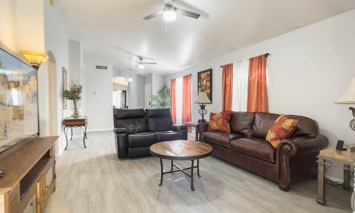 Photo of Livingroom in Chandler