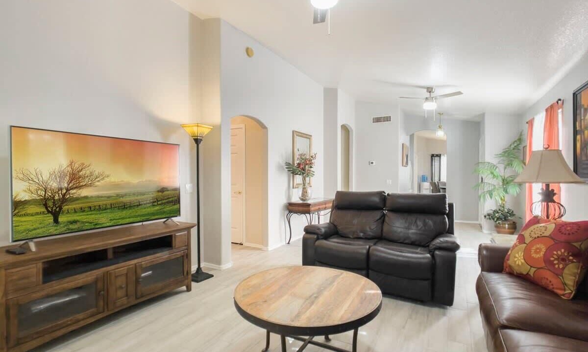 Photo of Livingroom in Chandler