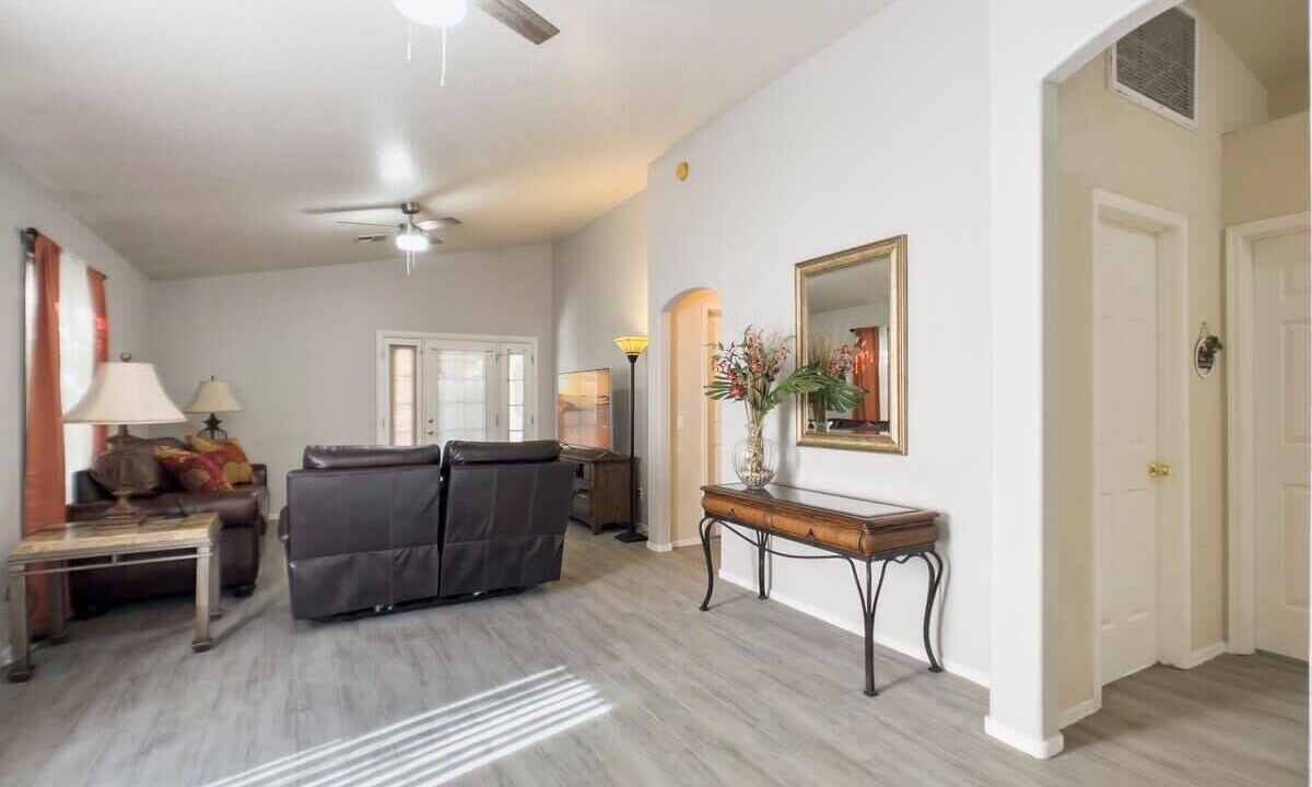 Photo of Livingroom in Chandler